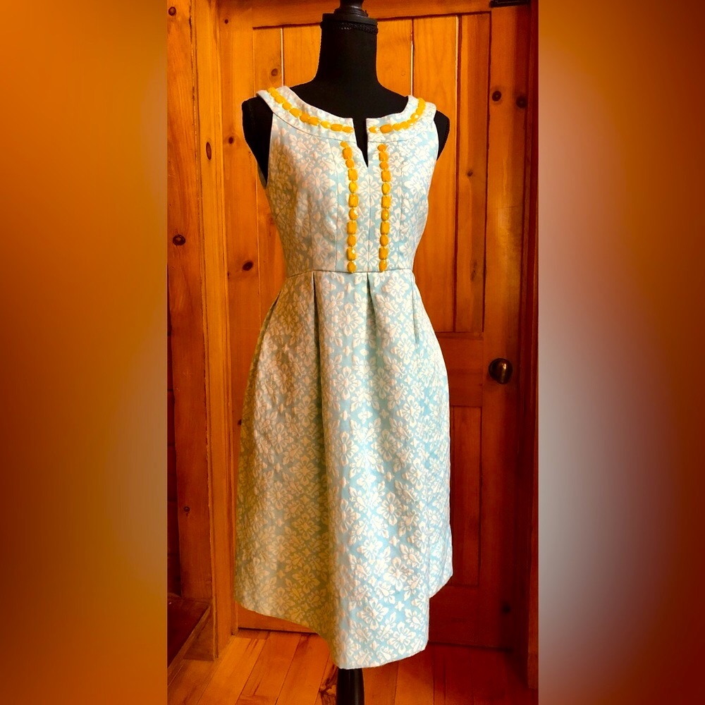 Maggy London Beaded Floral Jacquard Fit and Flare Dress with Pockets !